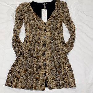 NWT Zara Brown Snakeskin Long Sleeve Dress with Pockets